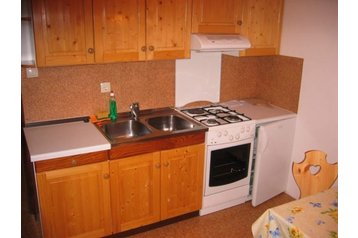 Slovenija Privát Studor, Eksterier